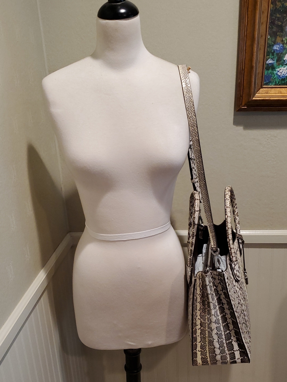 Like NEW Michael Kors Real Snakeskin Mercer Tote - Picture 9 of 16